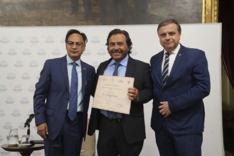 Sáenz fue distinguido por su liderazgo, visión ética y compromiso con el desarrollo sostenible