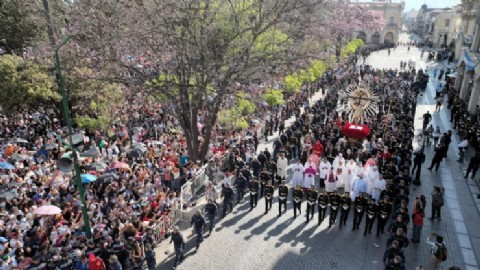 VIDEO | Sáenz participó de la histórica procesión y festividad de la Virgen del Milagro