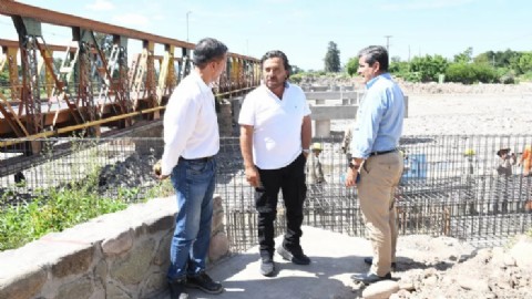 VIDEO | Sáenz supervisó la construcción de los nuevos puentes sobre el río Vaqueros y su circunvalación
