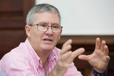 Amat se burló del pueblo salteño y organizó una paella para los legisladores provinciales