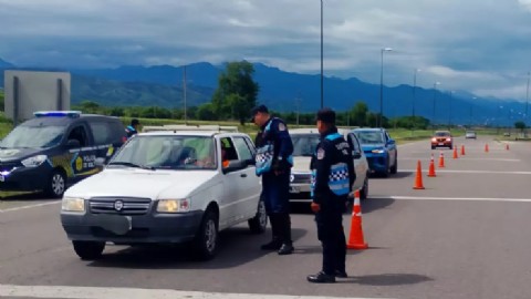 Intenso trabajo policial en el operativo “Fin de Año Seguro” en toda la provincia