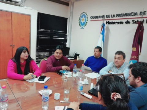 El Ministerio de Salud Pública y gremios de la salud acordaron mejoras salariales