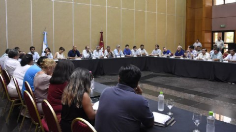 VIDEO | Gobierno y gremios acordaron el aumento salarial del primer semestre y otras mejoras para los empleados públicos