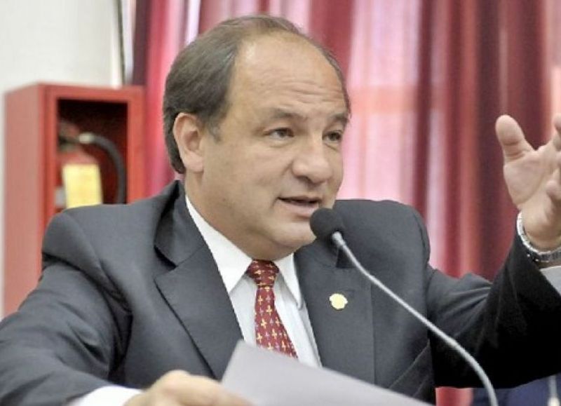 Inició el "operativo serrucho" contra el "Gringo": reunión con la UCR