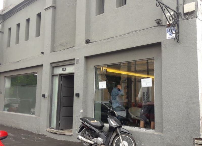 Empleados de Canal 2, de huelga: piden que les actualicen los sueldos con retraso desde el 2015