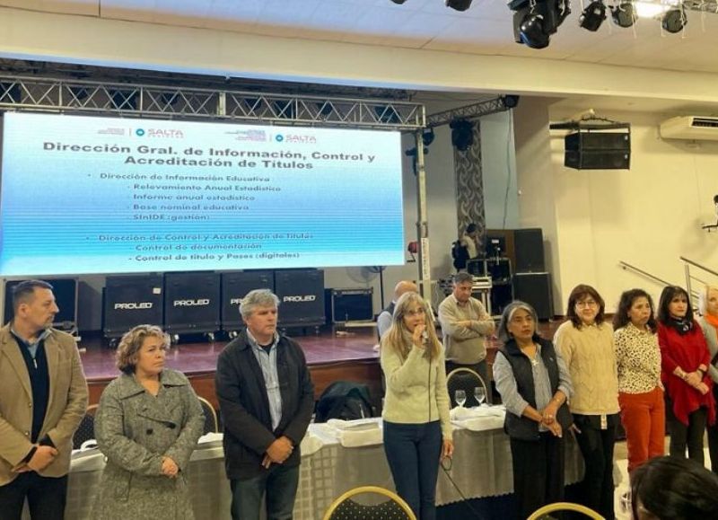 Se pusieron en marcha las mesas de trabajo con docentes del interior