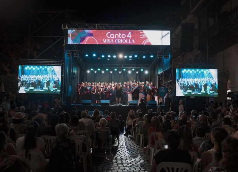 Salteños y turistas disfrutaron de la Misa Criolla de la mano de Canto 4