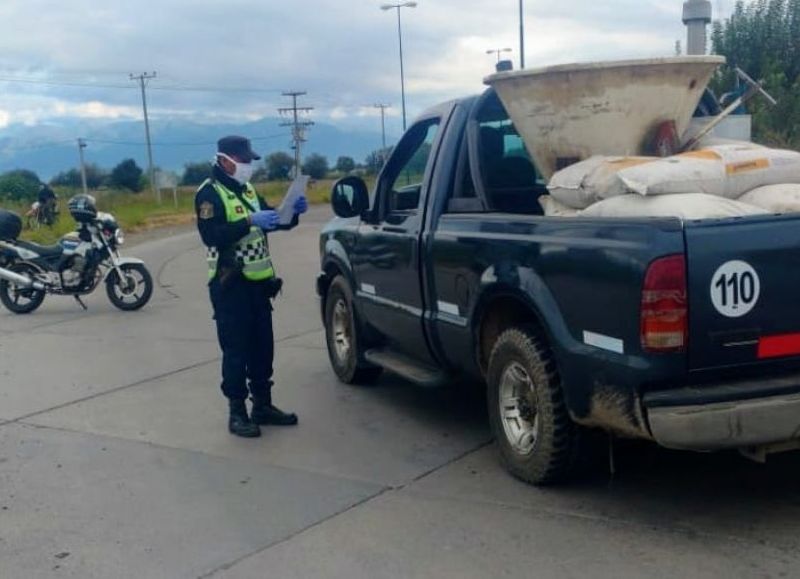 Atención: desde el lunes 20 habrá un único permiso de circulación para los exceptuados