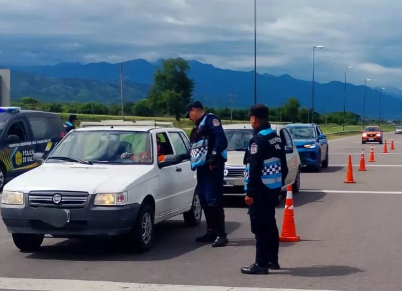 Intenso trabajo policial en el operativo “Fin de Año Seguro” en toda la provincia