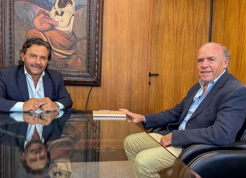Sáenz reafirmó el compromiso con la industria salteña y felicitó al reelecto presidente de UIS