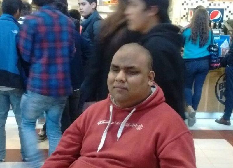 Salteño pide que se incorpore en los restaurant la carta en Braille para las personas ciegas