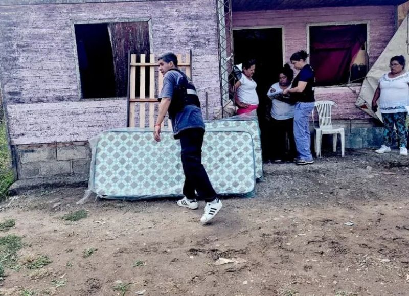 VIDEO | El Gobierno asistió a 20 familias afectadas por tormentas y granizo en El Tala y Rosario de la Frontera