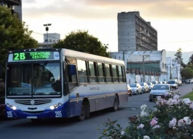 Pese a la conciliación obligatoria, UTA confirmó el paro de colectivos en la provincia