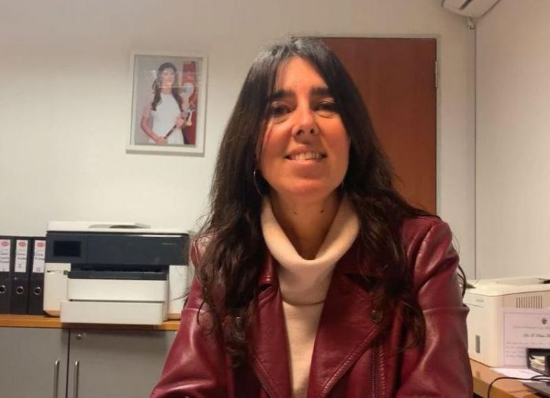 El bosque en el ojo ajeno: ex funcionaria critica al municipio, aunque se "afanó" millones