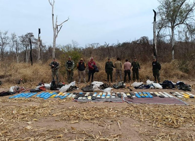 Condenan a cuatro hombres por transportar 195 kilos de cocaína en las yungas