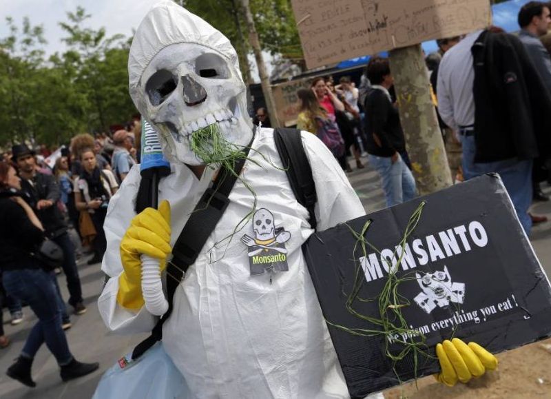 Difunden documental que describe los daños que causa Bayer- Monsanto